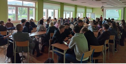 Zdjęcie artykułu Doradcy Zawodowi PUP Limanowa po raz kolejny w tym roku spotkali się z młodzieżą klas maturalnych